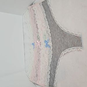 Honeydew | NWOT Women's Gray/Pink Lace Set of 3 Thong Panties Sz XL